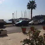 By The Port Apartment